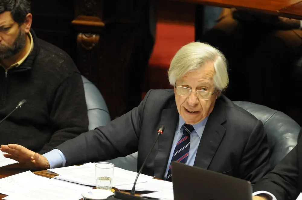 Danilo Astori fundó Asamblea Uruguay el 19 de mayo de 1994