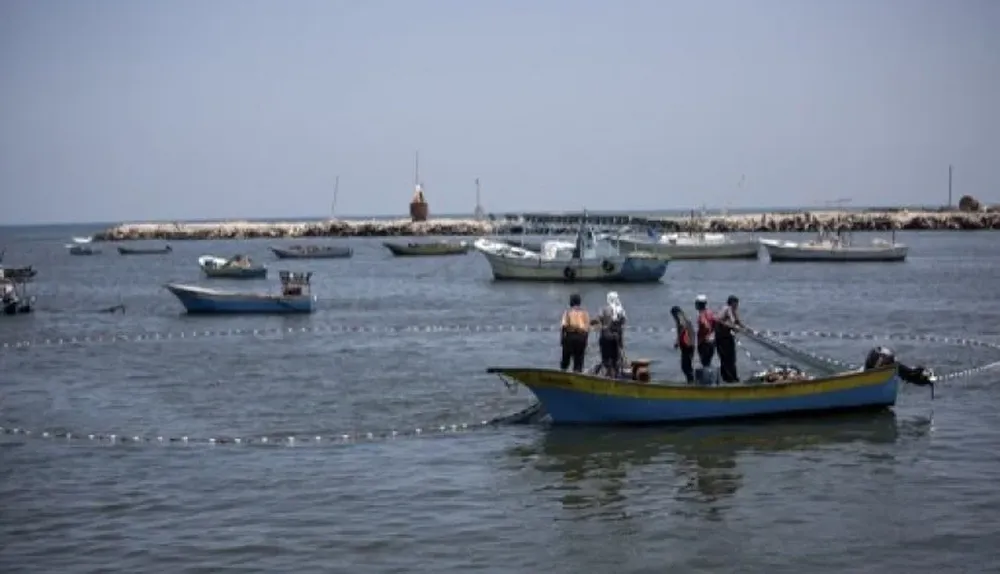 La zona habilitada para la pesca en Gaza se redujo.