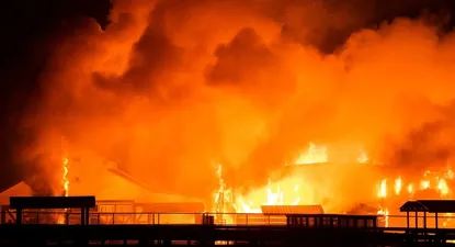 miles de evacuaciones por las llamas del getty fire, incluidos lebron james y schwarzenegger