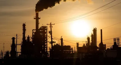Planta de refinería de petróleo en Texas, Estados Unidos