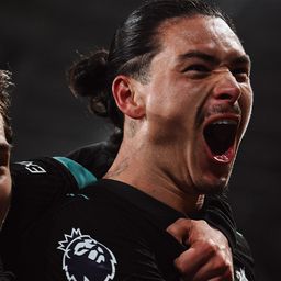 Federico Chiesa celebra junto a Darwin Núñez con Liverpool Federico Chiesa celebra junto a Darwin Núñez con Liverpool