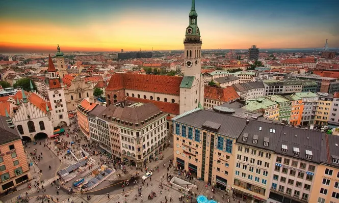 Vive y trabaja en Múnich y gana más de 3000 euros por mes.