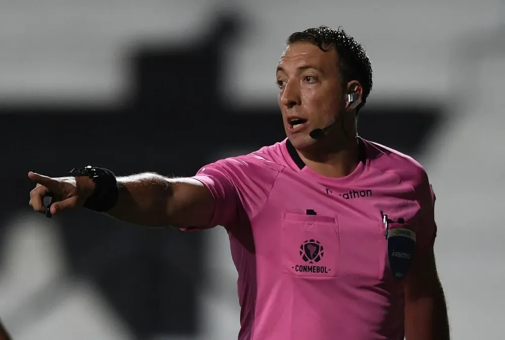 Diego Riveiro se equivocó y perjudicó a Peñarol en la última jugada