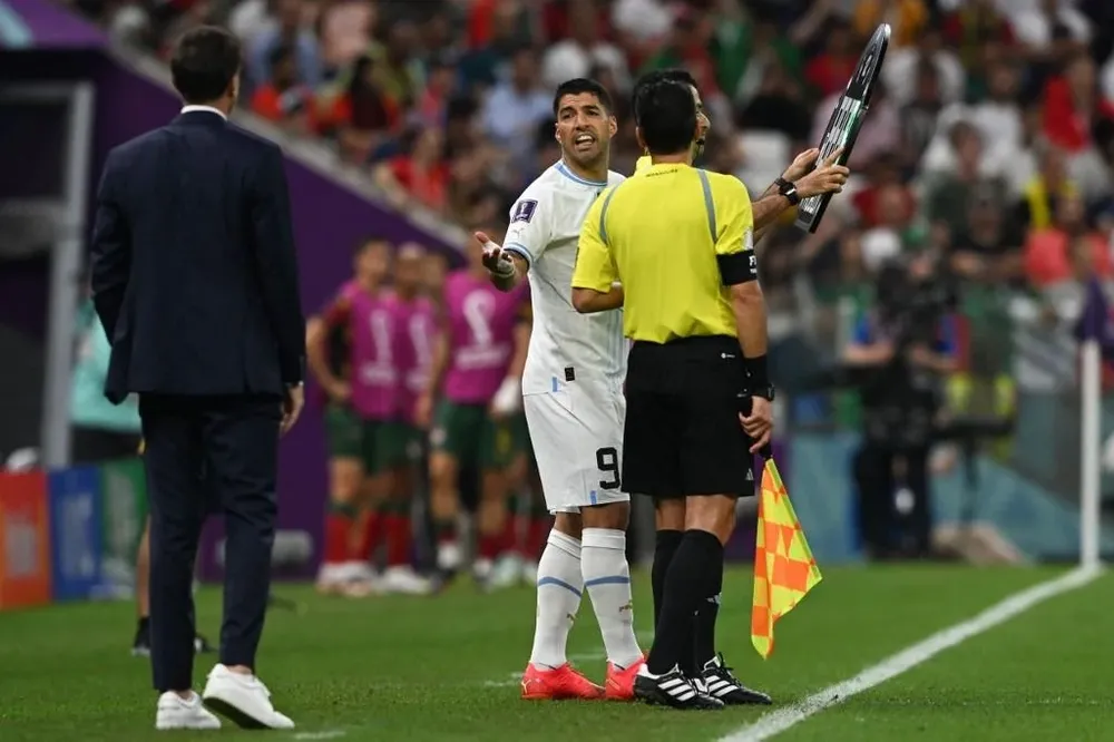Luis Suárez antes de entrar contra Portugal