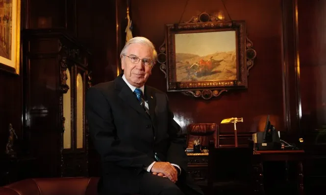 Porteiro renuncia al BROU pero continuará la línea astorista