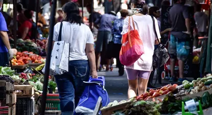 El precio de las frutas y verduras subió en agosto.