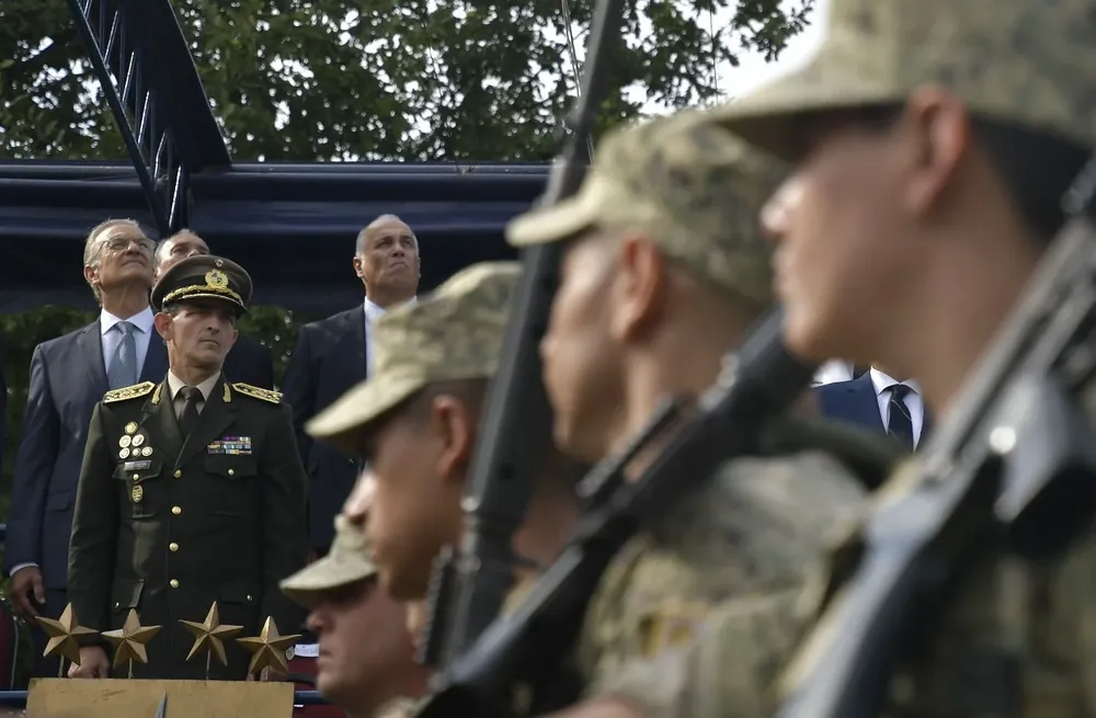 El comandante en jefe del Ejército, Carlos Fregossi, en el acto por el 109º aniversario de la Aviación Militar