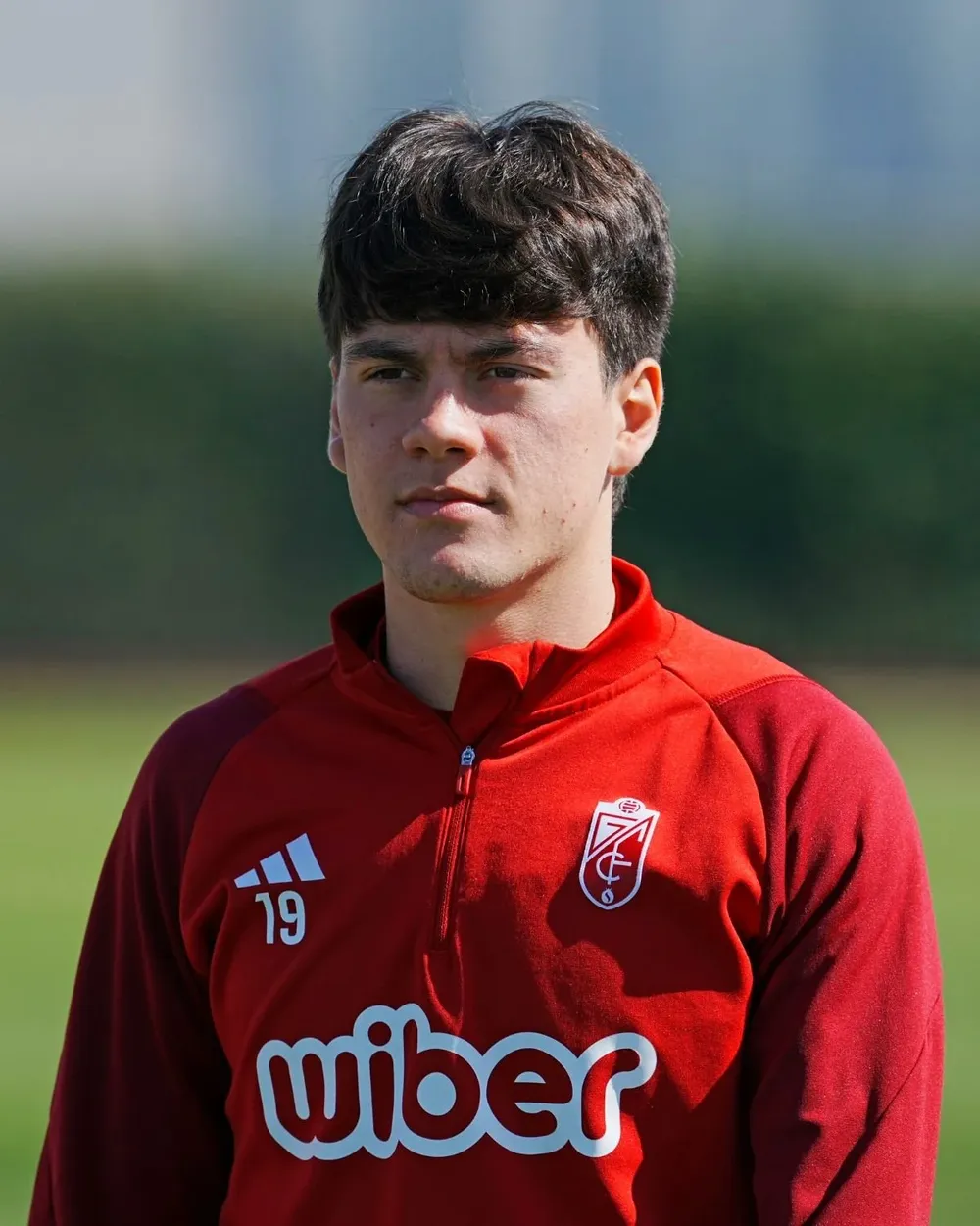 Pellistri entrenó con Granada