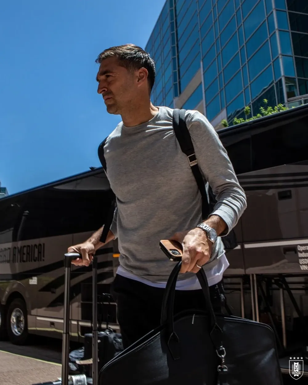 Diego Alonso ya se encuentra en Arizona para entrenar con los celestes