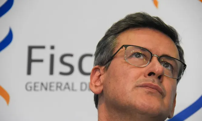 Fiscalía inició investigación a fiscal que absolvió a Moreira e integró Partido Nacional