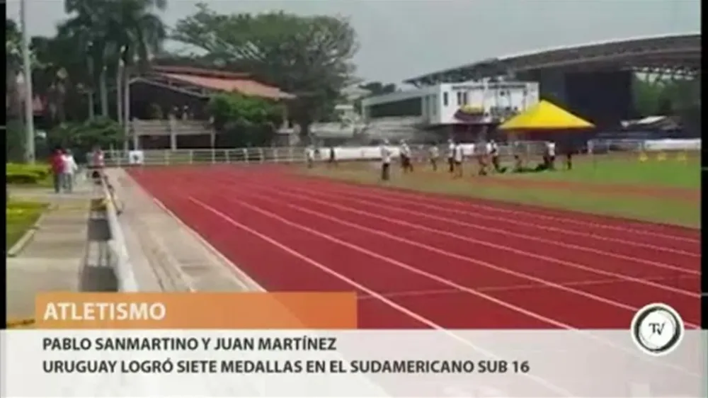 Juan Martínez ganó la medalla de oro en la prueba de 1.000 metros en el Sudamericano sub 16 de atletismo en Cali, Colombia.Es un muchacho de Treinta y Tres, quien visitó el estudio de El Observador TV, junto al presidente de la Confederación Atlética del Uruguay.Conocemos su historia.