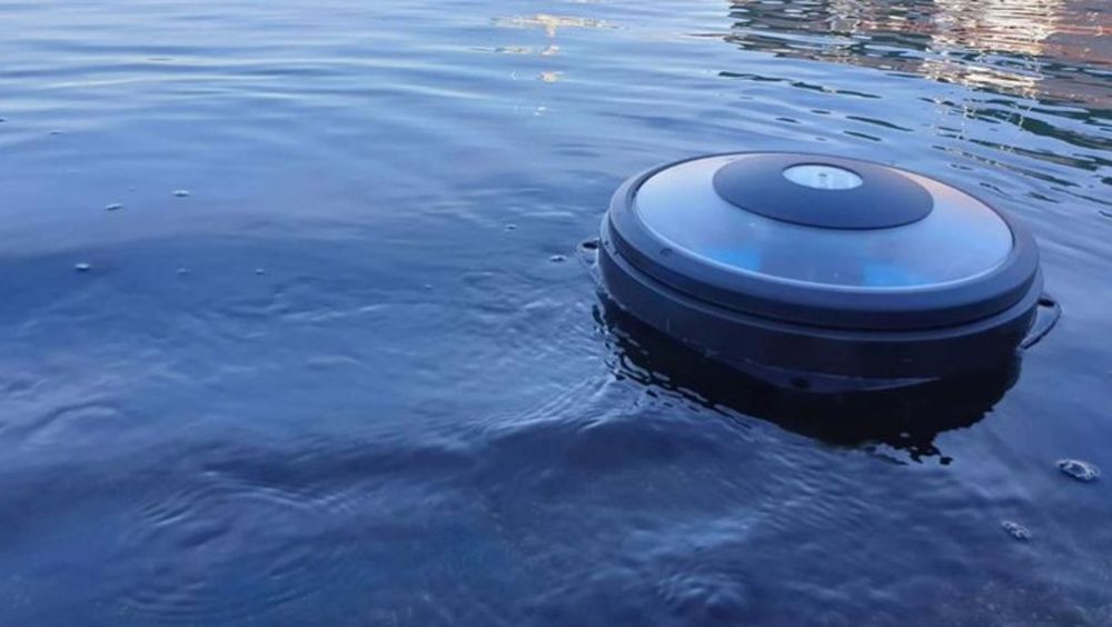 Una de las 1.500 boyas inteligentes en los océanos Atlántico, Pacífico e Índico para ayudar a la flota atunera española