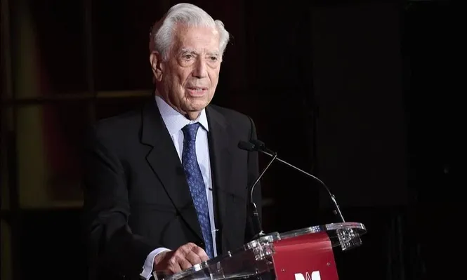 Mario Vargas Llosa