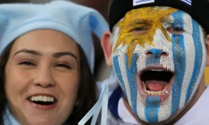 Postales de Uruguay-Francia