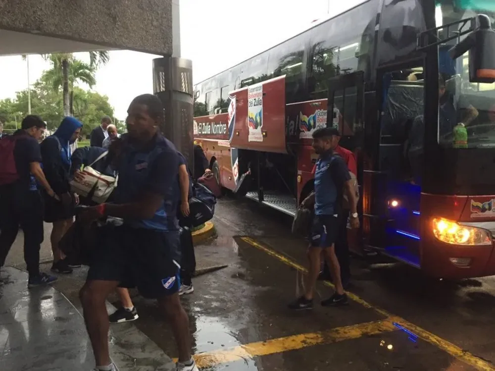 El plantel de Nacional emprendió el regreso