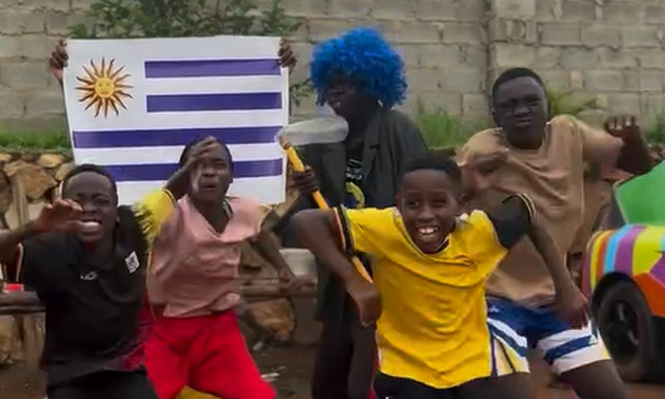 La divertida y enérgica canción para la selección uruguaya que le hicieron en Uganda