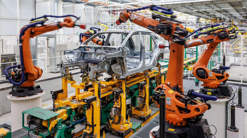 Caída de la producción de vehículos automotores en enero