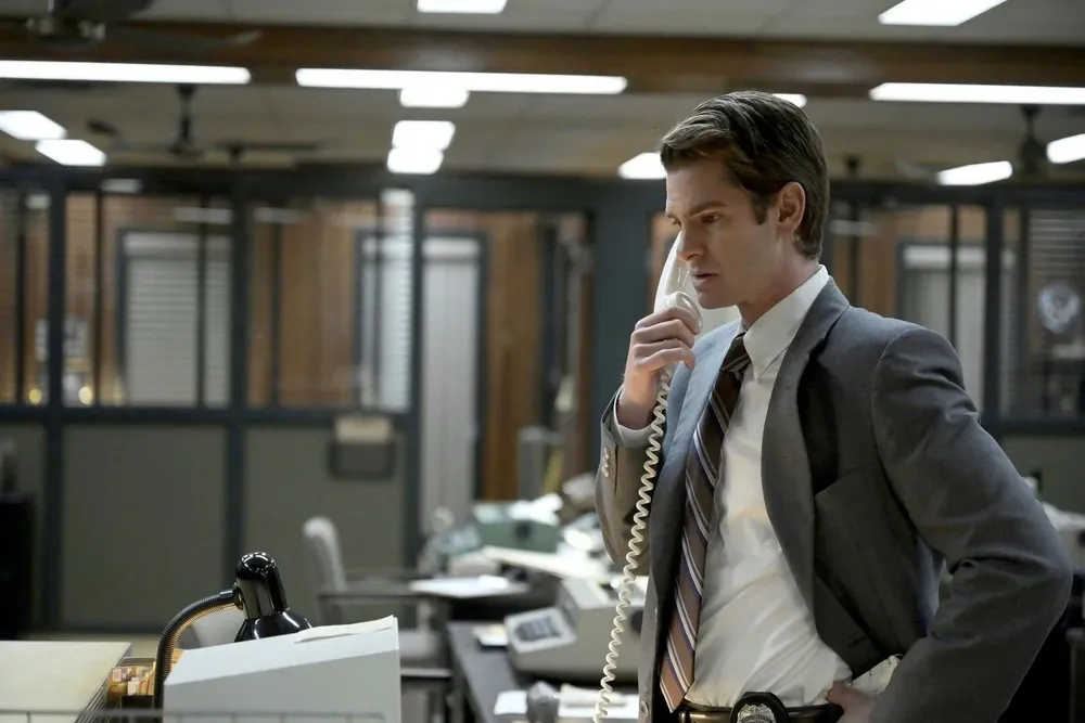 Andrew Garfield protagoniza Por mandato del cielo y está nominado al Emmy