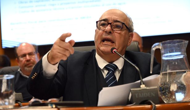 Archivo: Alfredo Fratti en el Parlamento