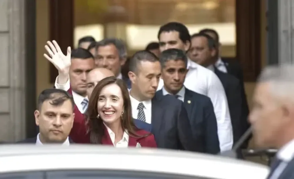 La vicepresidenta electa reunió a los senadores radicales