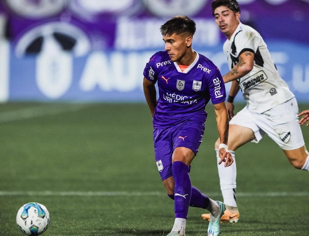 Defensor Sporting vs Ferro Carril de Salto