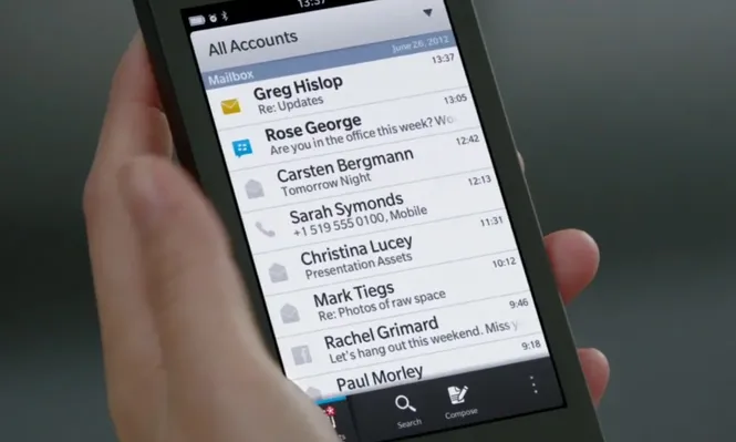 Samsung se acerca a Blackberry por compra