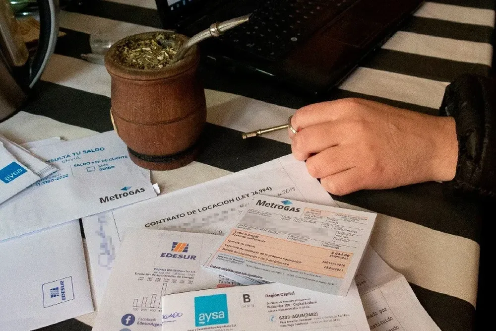 El Gobierno, cada vez más cerca de posponer los aumentos de tarifas