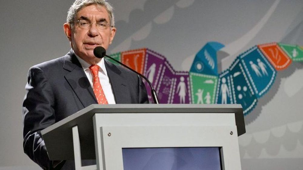 Óscar Arias, presidente de Costa Rica de 1986 a 1990 y de 2006 a 2010, buscó poner fin a la injerencia extranjera en las guerras civiles de América Central.