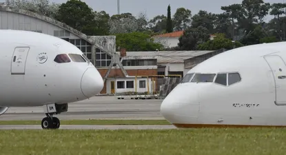 controladores aereos levantaron la medida de no despegue tras reunion con defensa