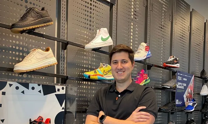 Martín Ponieman trabaja como irector de Human Resources Business Partner en Nike Inc.