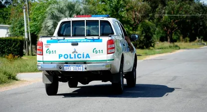 un joven fue asesinado a balazos en la puerta de un caif en el barrio marconi