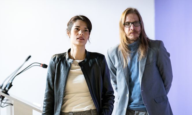 El secretario de Organización y portavoz de Podemos, Pablo Fernández, y la portavoz de Podemos, Isa Serra,