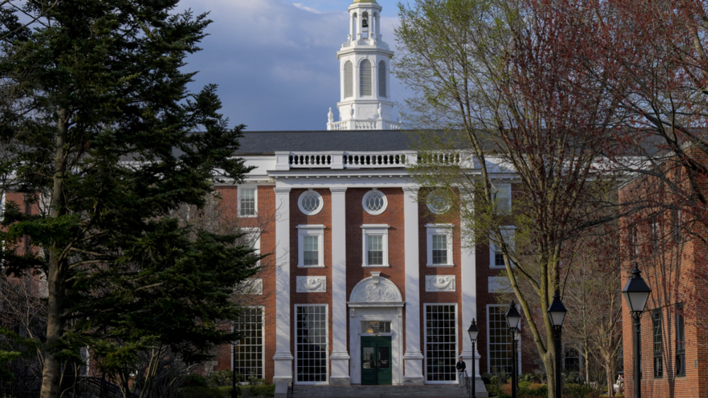 Vista del campus de la Escuela de Negocios de la Universidad de Harvard en Cambridge, Massachusetts