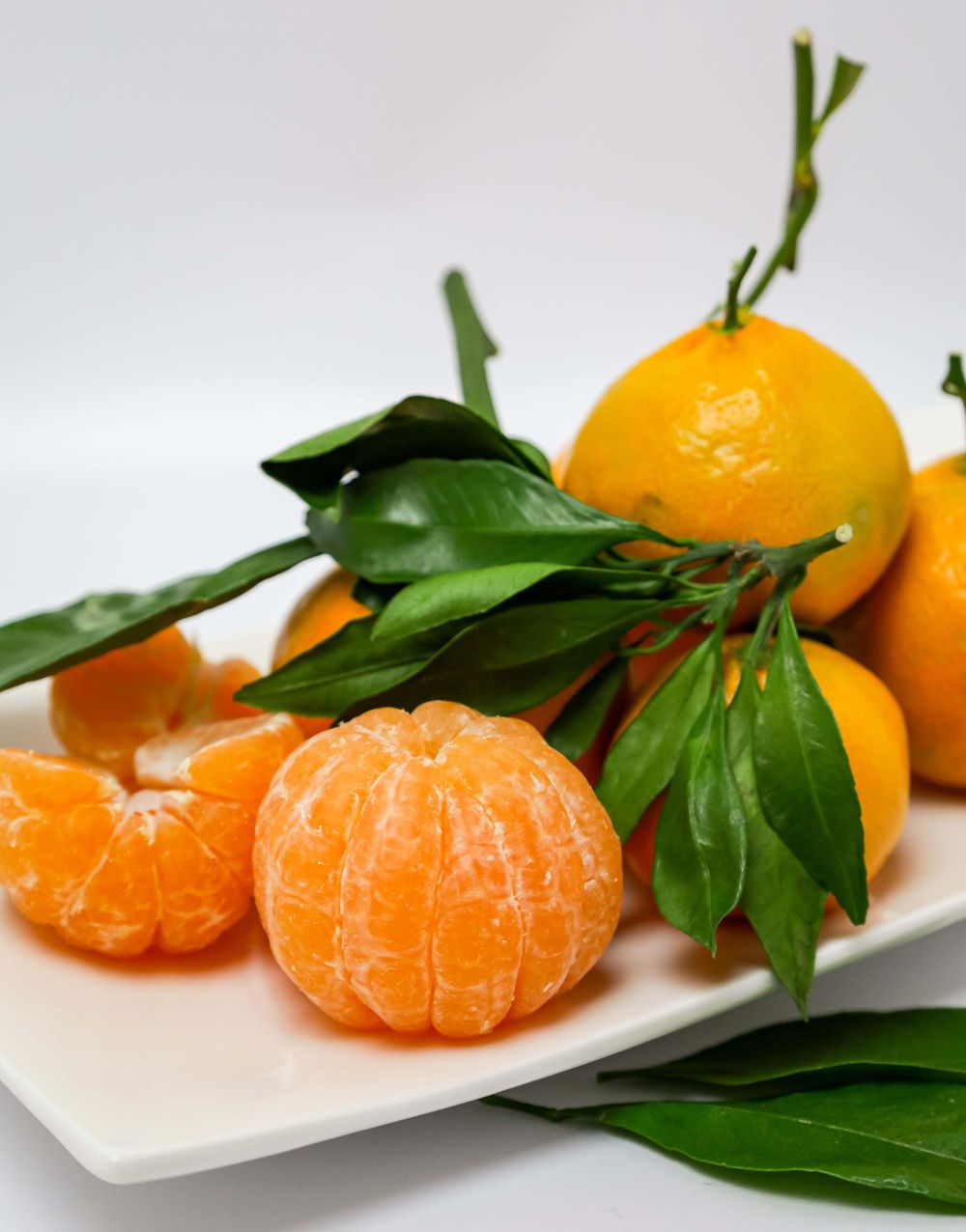 Frutas y verduras: nueva lista recomendada con mandarina como rubro destacado.