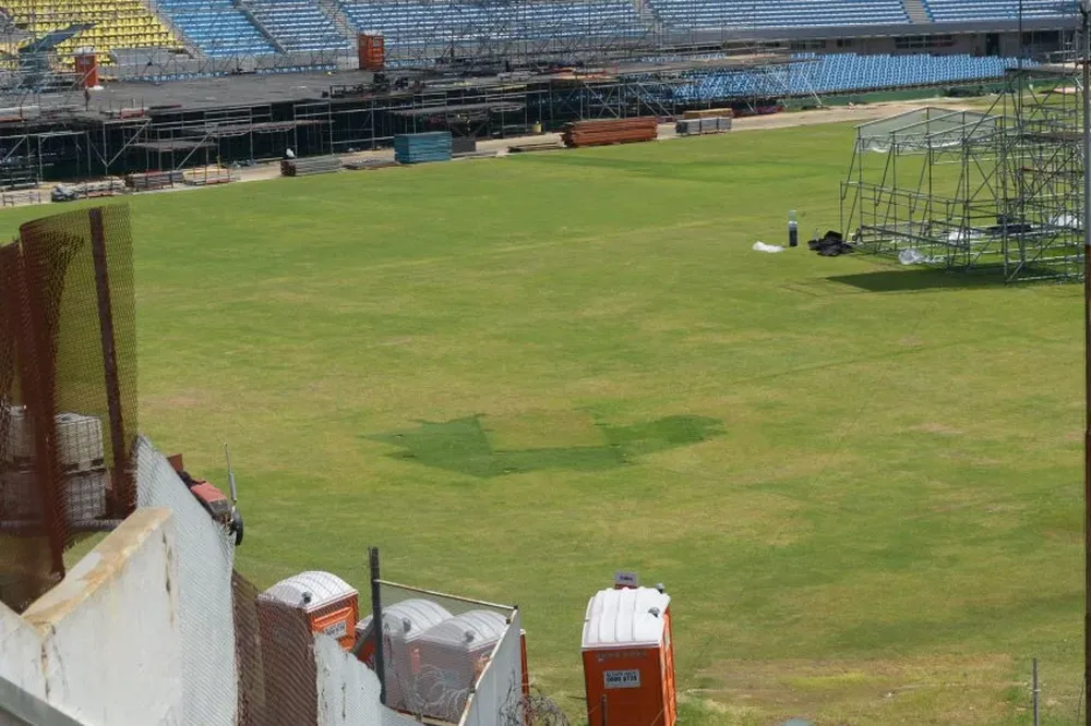 Las áreas y la mitad de la cancha son los lugares más complicados