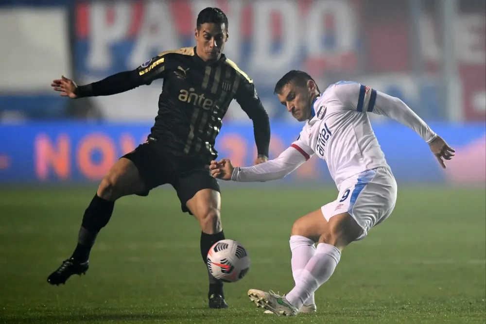 Gonzalo Bergessio, el mejor de Nacional