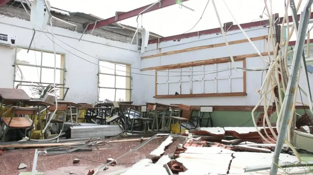 Instalaciones liceales de Dolores tras el tornado del 15 de abril