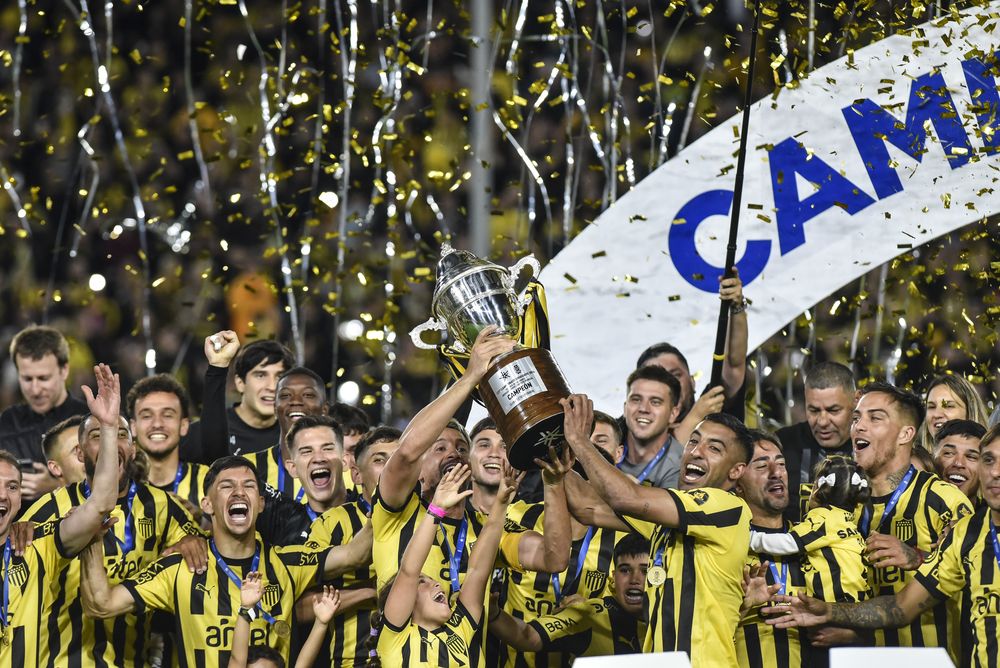 Peñarol fue campeón del Campeonato Uruguayo Peñarol fue campeón del Campeonato Uruguayo
