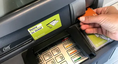 El paro en los bancos privados terminará este lunes a las 15 horas.