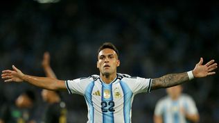 La selección Argentina comenzó la era sin Lionel Messi y goleó a Bolivia en un duelo amistoso