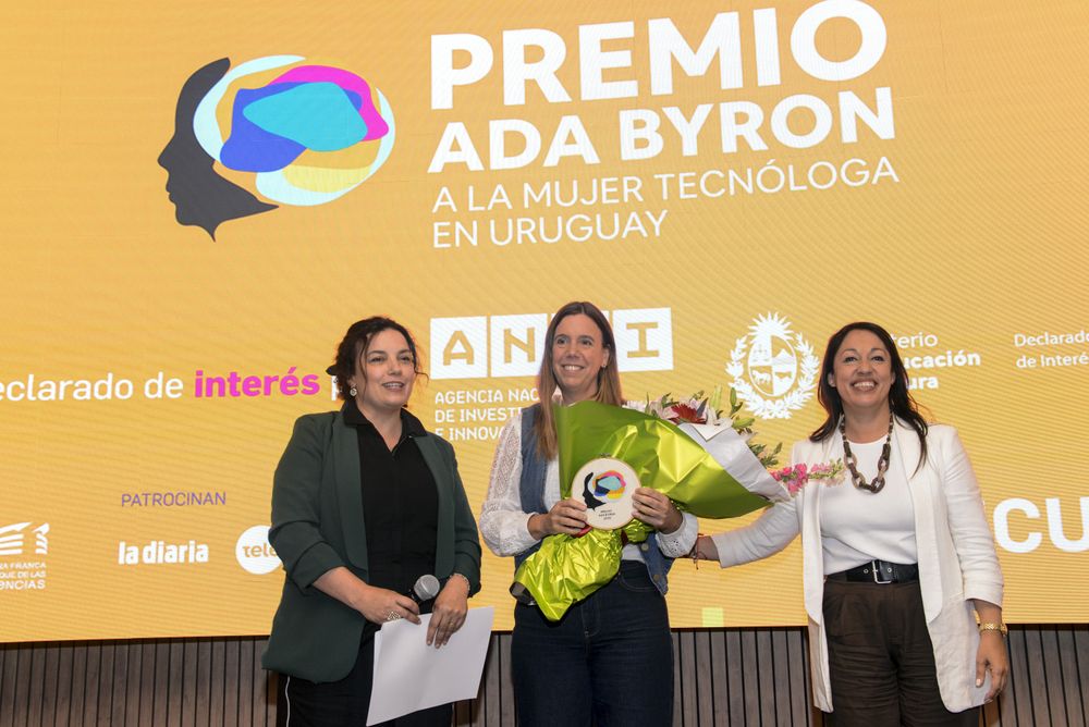Pilar Moreno recibe el premio Ada Byron