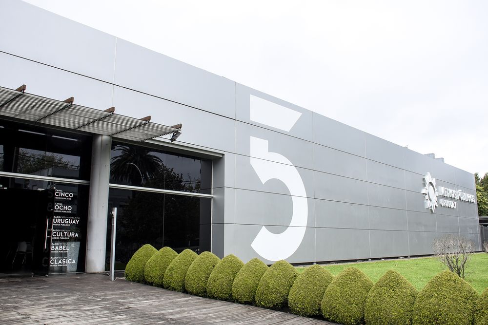 20250410 Fachada del Canal 5, Medios Públicos.
