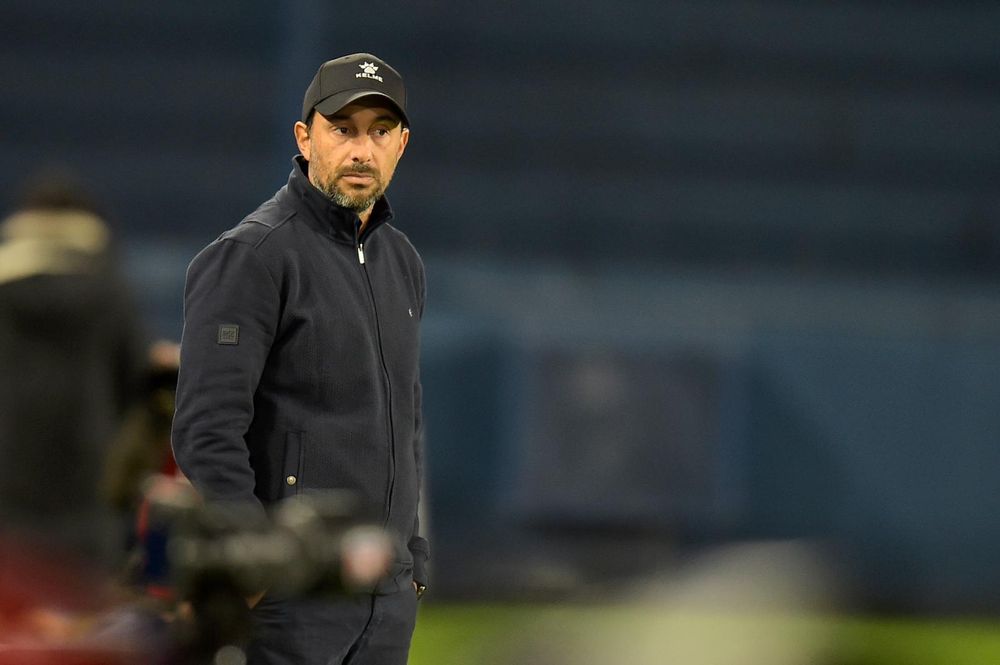 Federico Nieves, DT de Albion, en el partido entre Nacional