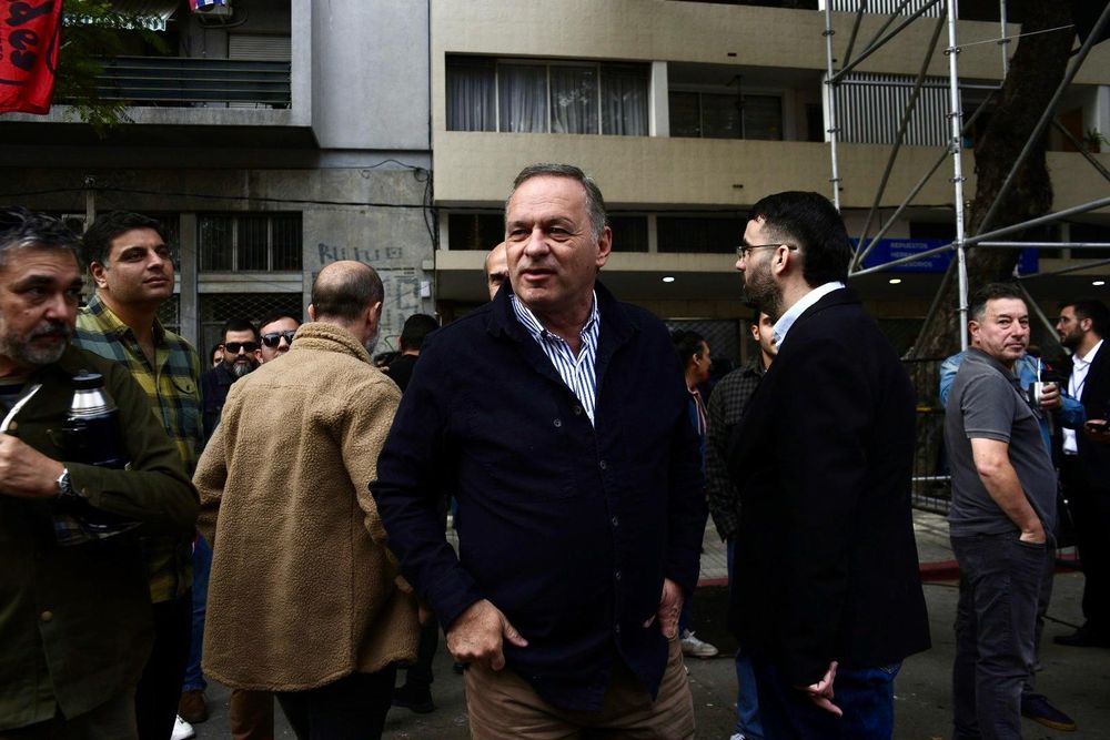 Álvaro Delgado durante acto del 1º de mayo