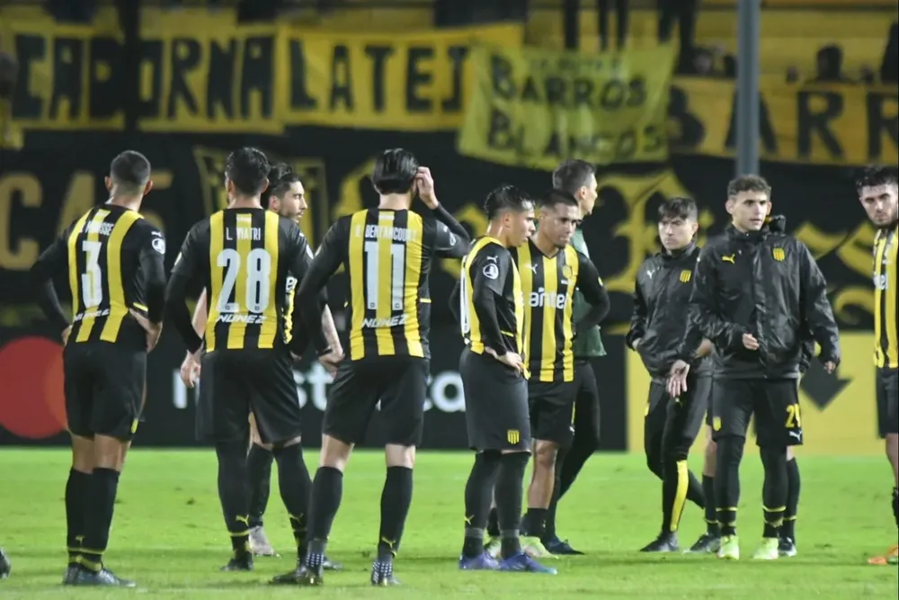 Así se fue Peñarol del Campeón del Siglo