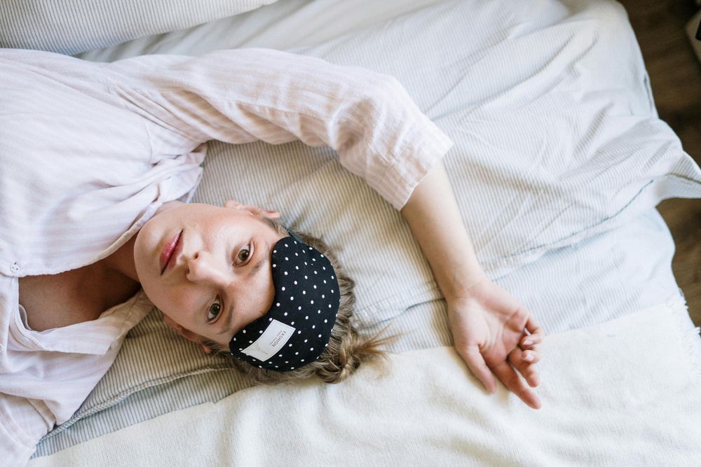 Los neurólogos asocian los despertares nocturnos a los ciclos de sueño. Pexels