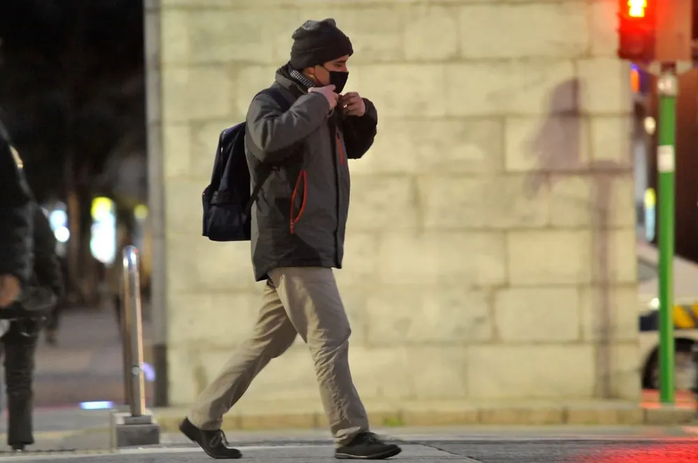 Un descenso de la temperatura entre la noche de este jueves y la madrugada de este viernes, marca el final del verano