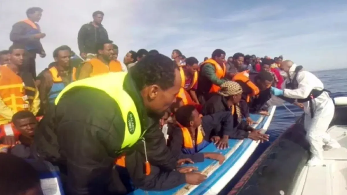Al menos 40 personas murieron en la bodega de un barco al cruzar el ...