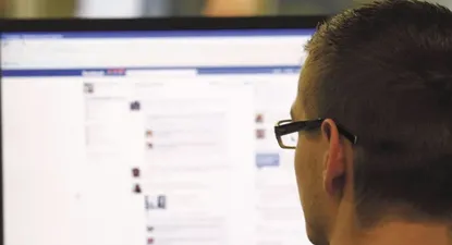 Cómo convertir a sus contactos virtuales en ayuda real para conseguir empleo