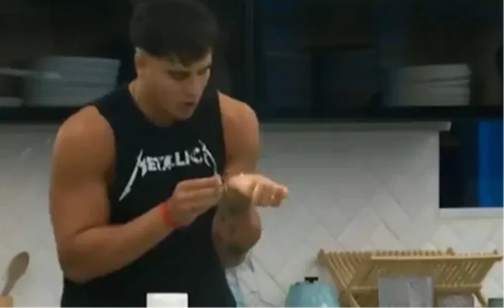 Mauro sufrió un accidente casero y también salió de la casa